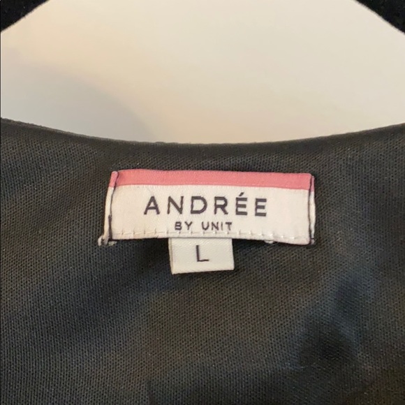 Perfect LBD - Picture 4 of 5